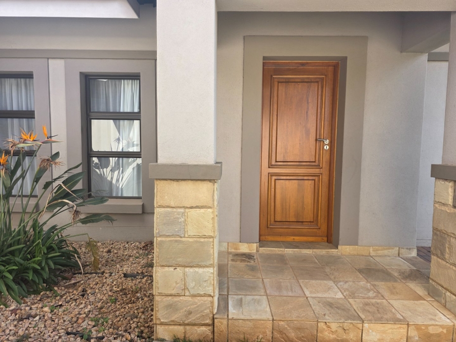 To Let 3 Bedroom Property for Rent in Wilkoppies North West